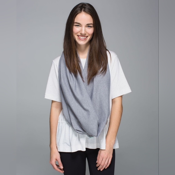 Lululemon Vinyasa Scarf Rulu Parallel Stripe Menthol Heathered Slate, EUC - Picture 7 of 12